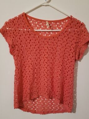 Women's Coral Crochet Short-Sleeve Tee